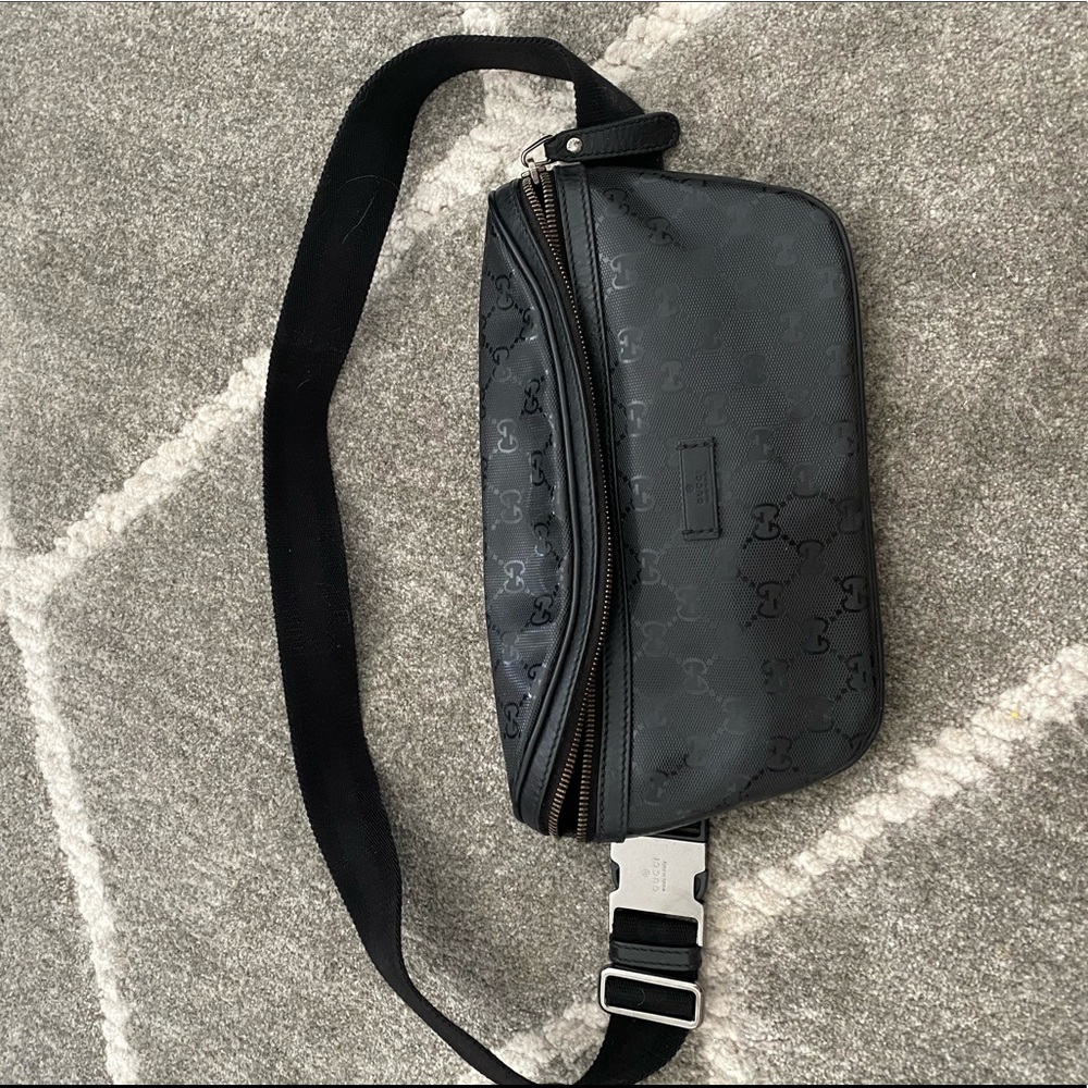 Gucci fanny pack (authentic)